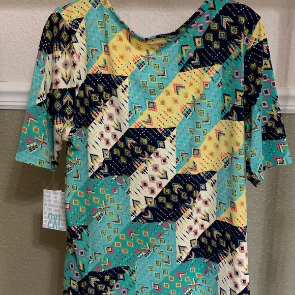 2XL LuLaRoe Gigi - Picture 2 of 2